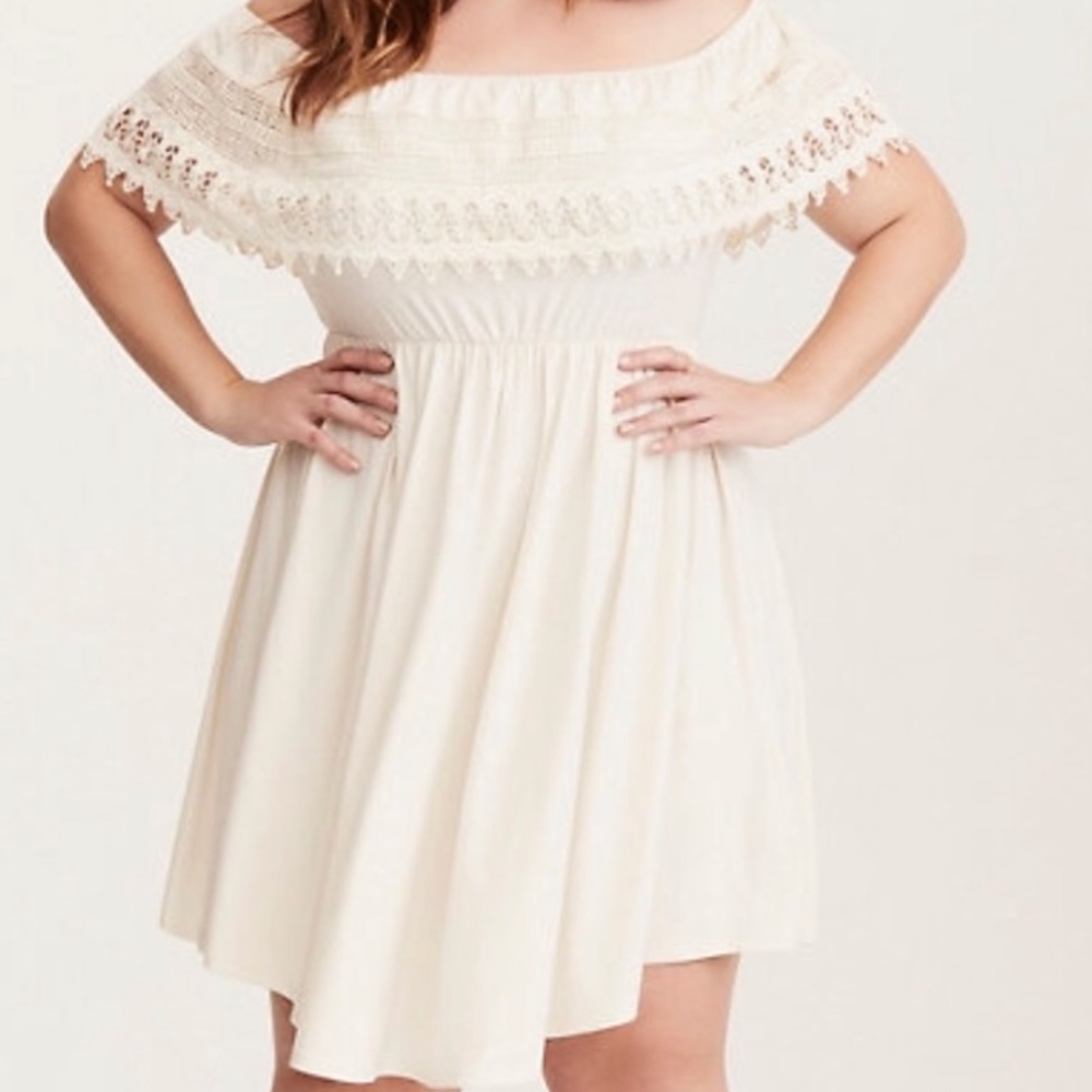 BRAND NEW WITH TAGS TORRID DRESS SIZE 0